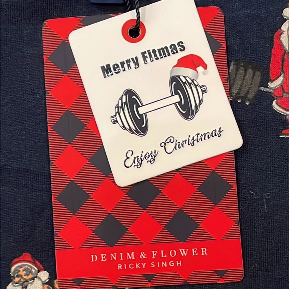 Denim and Flower Ricky Singh Santa Merry Fitness Shirt Size Large Short Sleeve - Picture 5 of 16